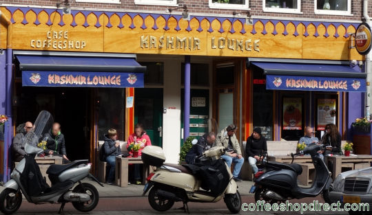 Kashmir Lounge smoker-friendly bar Amsterdam